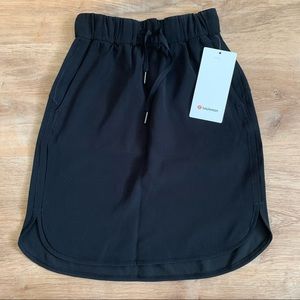 Lululemon on the fly skirt NWT size 0